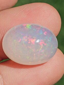 พลอย ไวท์ โอปอล White Opal 12.20 กะรัต (Cts.) พลอยแท้ อัญมณีมงคลประจําวันเกิด เครื่องประดับพลอย