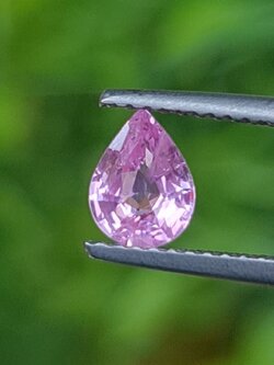 พลอย ชมพู พิ้ง แซฟไฟร์ Pink Sapphire 0.78 กะรัต (Cts.) พลอยแท้ อัญมณีมงคลประจําวันเกิด เครื่องประดับพลอย