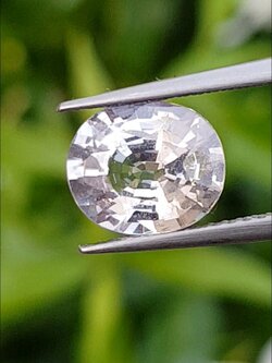 พลอย ขาว ไวท์ แซฟไฟร์ White Sapphire 2.64 กะรัต ดิบ Unheated พร้อมใบเซอร์ พลอยแท้ อัญมณีมงคลประจําวันเกิด เครื่องประดับพลอย