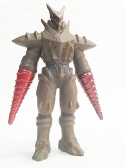 ซอฟ 4.5 -5 นิ้ว หุ่นยนต์ LEGIONOIDS (ALPHA) มือสองสภาพดี มีรอยบ้าง