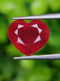 พลอย ทับทิม Ruby sapphire 4.26 กะรัต (Cts.) พลอยแท้ อัญมณีมงคลประจําวันเกิด เครื่องประดับพลอย