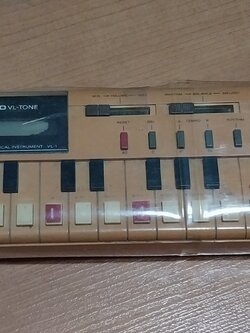 ของสะสมเก่า***สำหรับสะสม ใช้งานไม่ได้ อิเลคโทน คีย์บอร์ด คาสิโอโทน Casio