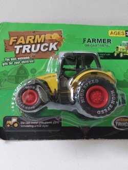 มีหลายภาพ, โมเดลรถไถ Truck Farm,แพ็จเกจมีตำหนิบ้าง