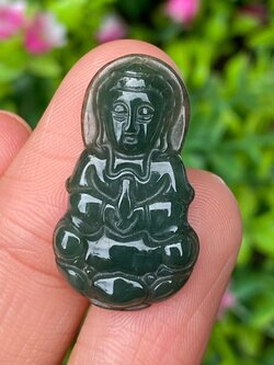 หยก แกะสลัก รูป เจ้าแม่กวนอิม (Burmese jadeite) 15.99 กะรัต (cts.) หยก พม่า แท้