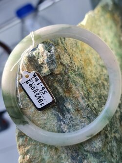 JB6711043 หยก พม่า แท้ Jade กำไลหยก 56.1 มม. (Jadeite bracelet) พม่า (Myanmar)