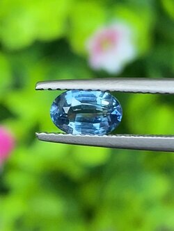 พลอย ไพลิน blue sapphire 1.01 กะรัต (Cts.) ดิบ (Unheated) พร้อมใบเซอร์ พลอยแท้ อัญมณีมงคลประจําวันเกิด เครื่องประดับพลอย