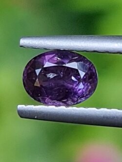 พลอย เพอเพิล แซฟไฟร์ สีม่วง Purple Sapphire ดิบ Unheated 0.63 กะรัต (Cts.) พลอยแท้ อัญมณีมงคลประจําวันเกิด เครื่องประดับพลอย