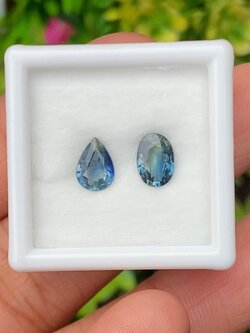 พลอย แฟนซี แซฟไฟร์ Fancy Sapphire 2 เม็ด 1.72 กะรัต (cts.) พลอยแท้ อัญมณีมงคลประจําวันเกิด เครื่องประดับพลอย