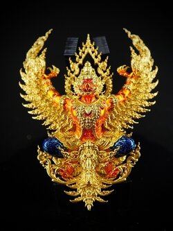 พญาครุฑ พญาเวนไตย รหัส 10 เนื้อบรอนซ์ชุบทองลงยาส้ม