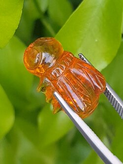 อำพัน แกะสลัก พญาตัวต่อ Wasp Natural Amber พลอยแท้ อัญมณีมงคลประจําวันเกิด เครื่องประดับพลอย