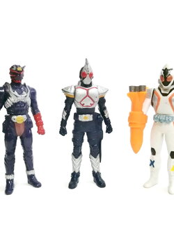 กรุณาเลือกแบบ,ซอฟ ไรเดอร์ ขนาด4.5 นิ้ว สภาพดี ไรเดอร์เบลด, ไรเดอร์ฮิบิกิ และไรเดอร์โฟเซ่