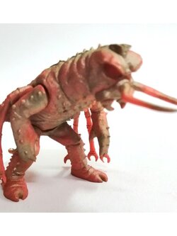 ของสะสม กาชาปอง สัตว์ประหลาดอุลตร้าเซเว่น สัตว์ประหลาด ดาร์รี่ สัตว์ประหลาดที่เหมือนแมลงอาศัยอยู่ในตัวคน