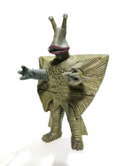 ซอฟสัตว์ประหลาด แกนเดอร์ จาก อุลตร้าเซเว่น ขนาด 4 นิ้ว bandai china 2007 สภาพดี Soft 4" Monster Grande from Ultra Seven