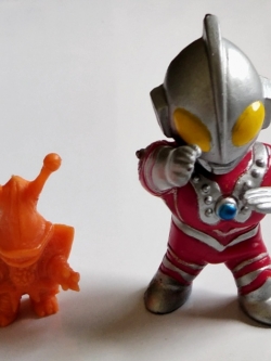 ของเล่น ของสะสม SD อุลตร้าโซฟี่ และสัตว์ประหลาดแกนเดอร์, Collectible SD Ultraman , Ultra Zoffy together with Monster Gander