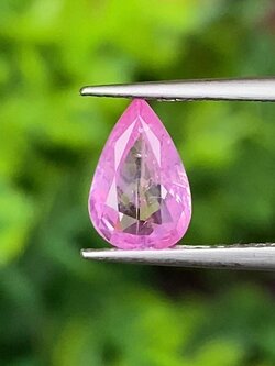 พลอย ชมพู พิ้ง แซฟไฟร์ Pink Sapphire 0.91 กะรัต (Cts.) พลอยแท้ อัญมณีมงคลประจําวันเกิด เครื่องประดับพลอย