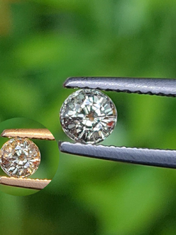 พลอย อเล็กซานไดร์ (Natural Alexandrite Chrysoberyl) 0.47 กะรัต (Cts.) ดิบ (Unheated) พร้อมใบเซอร์ พลอยแท้ อัญมณีมงคลประจําวันเกิด เครื่องประดับพลอย