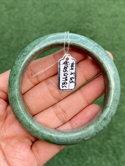 JB6605004 หยก พม่า แท้ Jade กำไลหยก (Jadeite bracelet) พม่า (Myanmar) 57.8 มม.