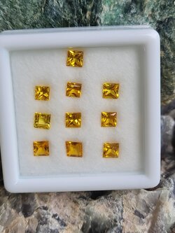 พลอย บุษราคัม yellow sapphire 3.61 กะรัต (Cts.) 10 เม็ด (Pcs.) พลอยแท้ อัญมณีมงคลประจําวันเกิด เครื่องประดับพลอย