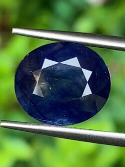 ไพลิน (Blue Sapphire) 5.69 กะรัต (Cts.) พลอยแท้ อัญมณีมงคลประจําวันเกิด เครื่องประดับพลอย