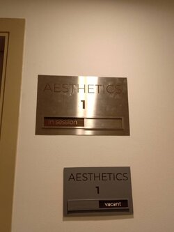 งานผลิต-ติดตั้งป้ายสแตนเลสกัดกรด ป้ายรางสอด