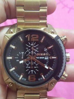 รับซื้อ นาฬิกา diesel ดีเซล นาฬิกาข้อมือผุ้ชายและผู้หญิง ของแท้ ให้ราคาสูง ที่สุดมากกว่าร้านนาฬิกา