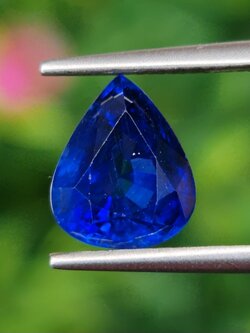 พลอย ไพลิน (Blue Sapphire) 2.27 กะรัต (Cts.) *สีพิเศษ รอยัลบลู (Royal Blue) พลอยแท้ อัญมณีมงคลประจําวันเกิด เครื่องประดับพลอย