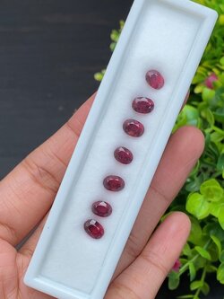 พลอย ทับทิม (Ruby Sapphire) 10.09 กะรัต (Cts.) 7 เม็ด (Pcs.) พลอยแท้ อัญมณีมงคลประจําวันเกิด เครื่องประดับพลอย