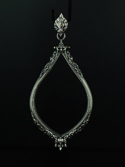 (แบบที่7.3) กรอบเนื้อไวท์บรอนซ์รมซาติน สำหรับองค์พระขนาด ความสูง 4.8 เซนติเมตร ความกว้าง 3.2 เซนติเมตร