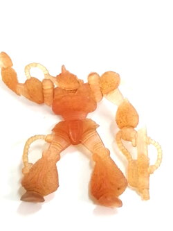 ตุ๊กตุ่นแอ๊นท์ หุ่นยนต์ ขนาด 2 นิ้ว ตามรูป ตัวยางขนาดบาง อ่อนกึ่งใสสีส้ม