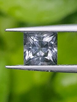 พลอย สปิเนล พม่า Spinel Myanmar 1.34 กะรัต (Cts.) ดิบ Unheated พลอยแท้ อัญมณีมงคลประจําวันเกิด เครื่องประดับพลอย