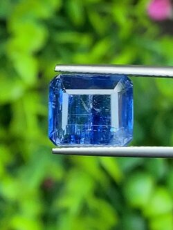 พลอย ไคยาไนต์ Kyanite 6.44 กะรัต (Cts.) พลอยแท้ อัญมณีมงคลประจําวันเกิด เครื่องประดับพลอย