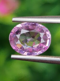 พลอย ชมพู พิ้ง แซฟไฟร์ Pink Sapphire 1.68 กะรัต (Cts.) พร้อมใบเซอร์ พลอยแท้ อัญมณีมงคลประจําวันเกิด เครื่องประดับพลอย