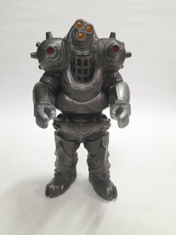 ซอฟ 6.5-7 นิ้ว หุ่นยนต์ เอมเพอไรเซอร์ จากอุลตร้าแมนเมบิอุส มือสอง สภาพดี มีรอยบ้าง มีปั๊มใต้เท้า ไม่พบบ่อย