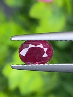 พลอย ทับทิม สยาม (Siam Ruby Sapphire) 1.11 กะรัต (Cts.) พร้อมใบเซอร์ พลอยแท้ อัญมณีมงคลประจําวันเกิด เครื่องประดับพลอย