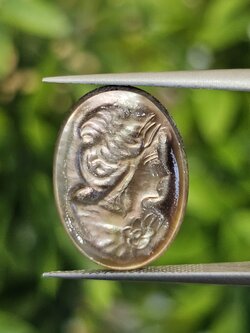 เปลือกหอยมุก แกะสลัก Pearl Shell Carved 3.38 กะรัต (Cts.)