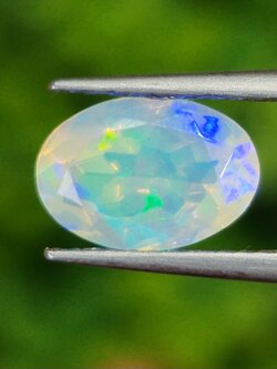 พลอย ไวท์ โอปอล White Opal 1.05 กะรัต (Cts.) พลอยแท้ อัญมณีมงคลประจําวันเกิด เครื่องประดับพลอย