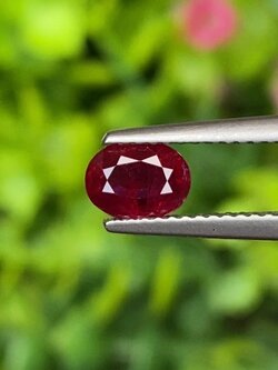 พลอย ทับทิม สยาม Siam Ruby sapphire 1.03 กะรัต (Cts.) *สีพิเศษ แดงสด Vivid Red พร้อมใบเซอร์ พลอยแท้ อัญมณีมงคลประจําวันเกิด เครื่องประดับพลอย