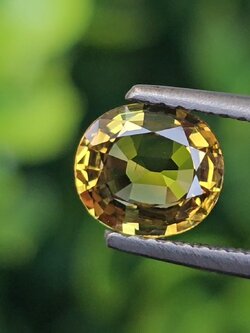 พลอย บุษราคัม Yellow Sapphire 1.18 กะรัต (Cts.) ดิบ (Unheated) พร้อมใบเซอร์ พลอยแท้ อัญมณีมงคลประจําวันเกิด เครื่องประดับพลอย