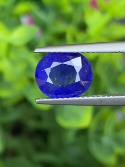 พลอย ไพลิน Blue Sapphire 3.29 กะรัต (Cts.) พลอยแท้ อัญมณีมงคลประจําวันเกิด เครื่องประดับพลอย