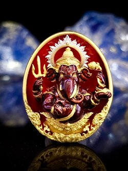 พระพิฆเนศ รุ่น คณปติ คเณศแห่งความสำเร็จ รหัส6.1 เนื้อบรอนซ์นอกชุบทอง ลงยา2หน้า