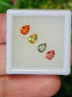 พลอย แฟนซี แซฟไฟร์ Fancy Sapphire 4 เม็ด 1.81 กะรัต (cts.) พลอยแท้ อัญมณีมงคลประจําวันเกิด เครื่องประดับพลอย