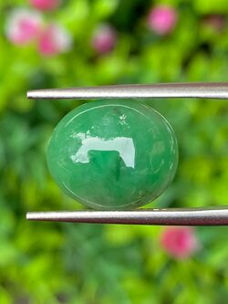 หยกพม่าเจียรนัย (Burmese jade ) 6.31 กะรัต หยกแท้ อัญมณีมงคลประจําวันเกิด เครื่องประดับหยก