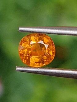 พลอย บุษราคัม yellow sapphire 1.12 กะรัต (Cts.) พลอยแท้ อัญมณีมงคลประจําวันเกิด เครื่องประดับพลอย