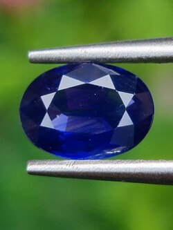 พลอย ไพลิน Blue Sapphire 0.90 กะรัต (Cts.) พลอยแท้ อัญมณีมงคลประจําวันเกิด เครื่องประดับพลอย