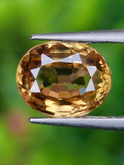 พลอย เพทาย Natural Zircon 2.72 กะรัต (Cts.) พลอยแท้อัญมณีมงคล ประจําวันเกิด เครื่องประดับพลอย