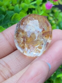 โป่งข่าม ควอตซ์ Rutilated Quartz 75.67 กะรัต Cts. พลอยแท้ อัญมณีมงคลประจําวันเกิด เครื่องประดับพลอย
