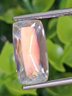 พลอย มูนสโตน เรนโบว์ Rainbow Moonstone 5.53 กะรัต (cts.) พลอยแท้ อัญมณีมงคลประจําวันเกิด เครื่องประดับพลอย