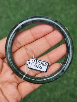 JB0703-020 หยก พม่า แท้ Jade กำไลหยก (Jadeite bracelet) พม่า (Myanmar) 60.1 มม.