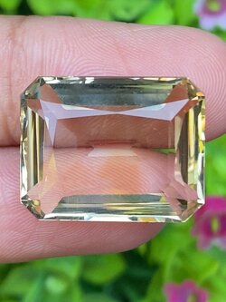 พลอย ซิทริน Citrine 19.90 กะรัต(Cts.) พลอยแท้อัญมณีมงคล ประจําวันเกิด เครื่องประดับพลอย