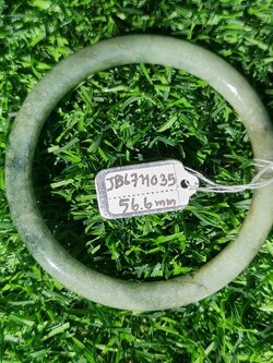 JB6711035 หยก พม่า แท้ Jade กำไลหยก 56.6 มม. (Jadeite bracelet) พม่า (Myanmar)